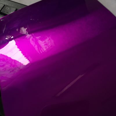 Lớp phủ bột điện tĩnh có hiệu ứng Candy Purple Chrome với độ chống va chạm 50kg/cm cho bề mặt kim loại