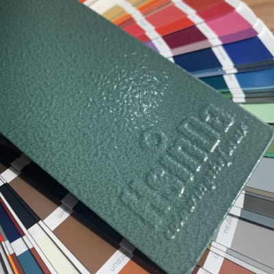 Super bền màu xanh lá cây màu búa Epoxy polyester bột phủ sơn xịt 8-10 năm ngoài trời lớp phủ kim loại cho thuyền
